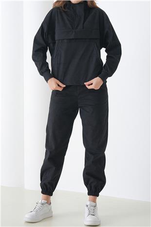 Kadın SİYAH Dik Yaka Kanguru Cepli Sweatshirt Ve Paçası Lastikli Pantolon Kadife Takım VS01443