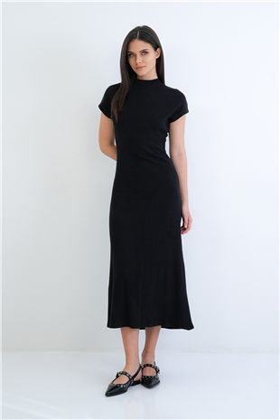 Kadın Siyah Dik Yaka Kısa Kol Maxi Boy Triko Elbise Alc-X15297