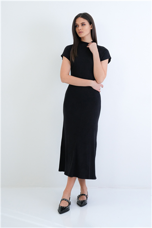 Kadın Siyah Dik Yaka Kısa Kol Maxi Boy Triko Elbise Alc-X15297