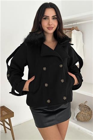 Kadın Siyah Düğmeli Kol Detaylı Kürk Yaka Kaşe Astarlı Kaban VS01573