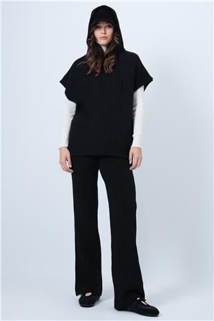 Kadın SİYAH Kapüşonlu Kolsuz Sweat ve Beli Lastikli Pantolon Triko Takım VS01461