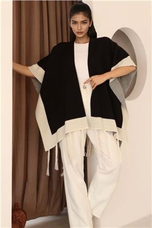 Kadın Siyah Kontrast Şeritli Püsküllü Panço Alc-X14746