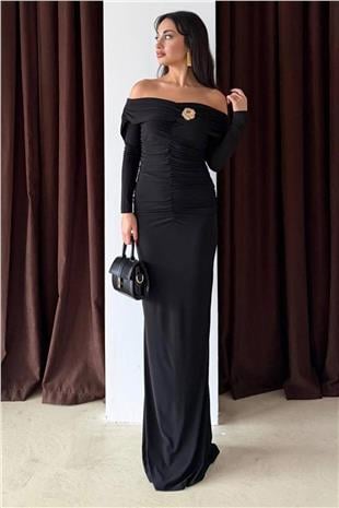 Kadın SİYAH Madonna Yaka Drapeli Aksesuar Detaylı Maxi Boy Elbise VS01633