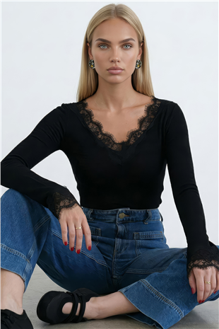 Kadın Siyah Ön Arka V Yaka Kaşmir Dokulu Transparan Dantel Detaylı Bluz Alc-X15268