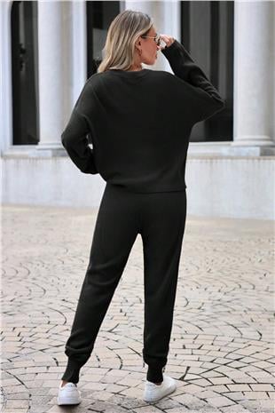 Kadın SİYAH Triko Bisiklet Yaka Uzun Kollu Bluz Ve Bağcıklı Jogger Pantolon Takım VS00935