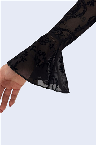 Kadın Siyah V Yaka İçi Astarlı İspanyol Kol Dantel Bluz Alc-X15150