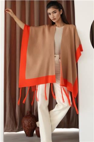 Kadın Sütlü Kahve Kontrast Şeritli Püsküllü Panço Alc-X14746