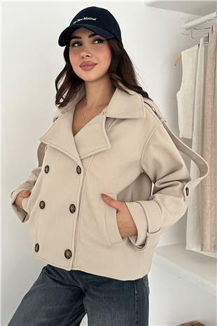 Kadın Taş Düğmeli Kol Detaylı Kürk Yaka Kaşe Astarlı Kaban VS01573