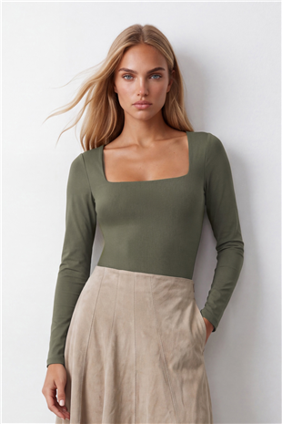 Kadın Yeşil Kare Yaka Tulumlu Alttan Çıtçıtlı Bodysuit Alc-X14390