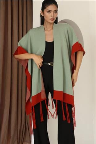 Kadın Yeşil Kontrast Şeritli Püsküllü Panço Alc-X14746
