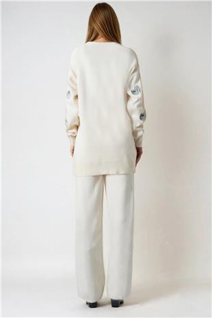 Kadın Ekru Kalp Desenli Triko Kazak Ve Düz Paça Pantolon Takım VS00971