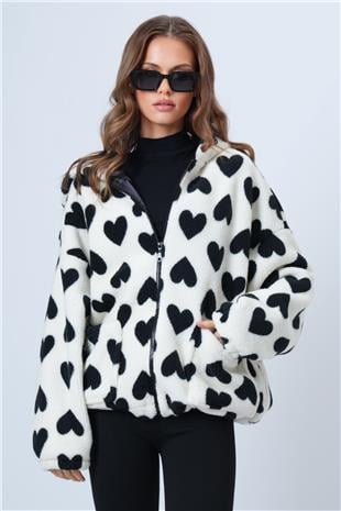 Kadın Ekru Kalpli Dik Yaka İçi Astarlı Cepli Oversize Peluş Mont VS01344