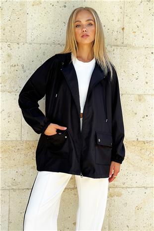 Kadın Siyah Kapüşonlu Fermuarlı Çift Cepli Yağmurluk Ceket ALC-X12514