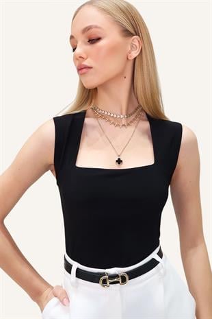 Kadın Siyah Kare Yaka Kalın Askılı Sandy Bluz ALC-X13449