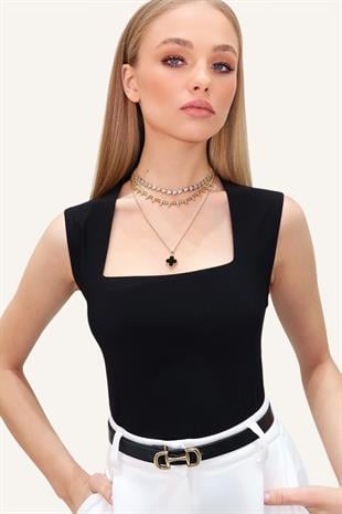 Kadın Siyah Kare Yaka Kalın Askılı Sandy Bluz ALC-X13449