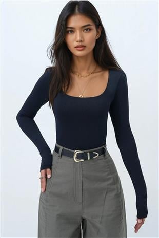 Kadın Siyah Kare Yaka Tulumlu Alttan Çıtçıtlı Bodysuit ALC-X14390