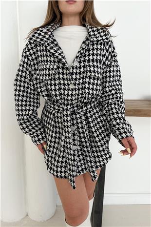 Kadın Beyaz Kazayağı Desenli Kuşaklı Oversize Gömlek Ceket VS00888