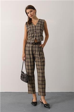 Kadın Bej-Kahve Kemerli Ekose Desenli Havuç Pantolon VS01145