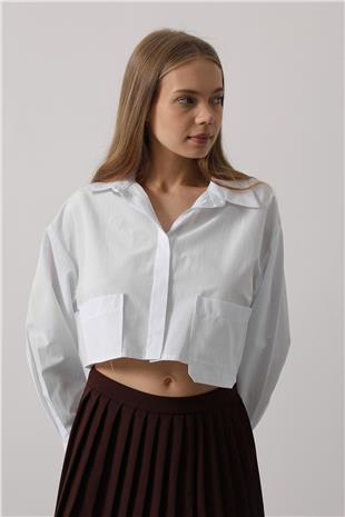 Kadın Beyaz Kısa Boy Çift Cep Gömlek VS00594