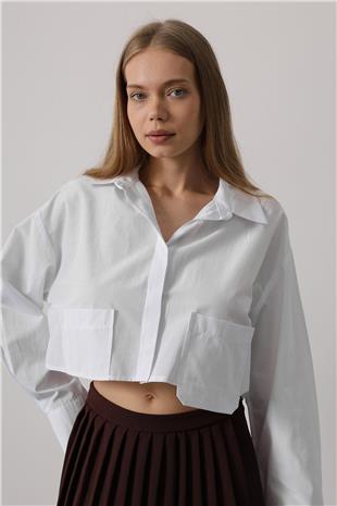 Kadın Beyaz Kısa Boy Çift Cep Gömlek VS00594