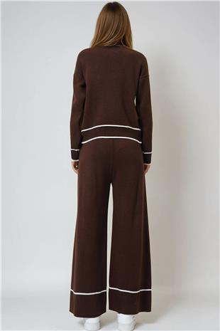 Kadın Acı Kahve Kontrast Biyeli Polo Yaka Triko Hırka Ve Pantolon Takım VS00978