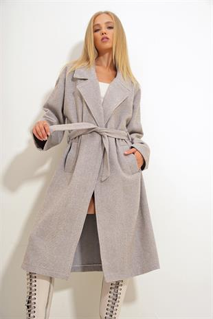 Kadın Bej Kruvaze Beli Kemerli Balık Sırtı Desenli Kaşe Palto ALC-X10824