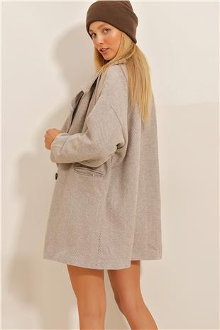 Kadın Bej Kruvaze Yaka Balık Sırtı Desenli Kaşe Cepli Kaban ALC-X10823