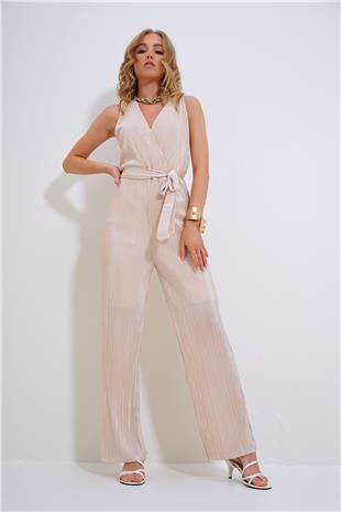 Kadın Açık Bej Kruvaze Yaka Beli Kemerli Göğüs Dekolteli Pileli Tulum ALC-X12193