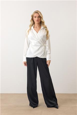 Kadın Beyaz Kruvaze Yaka Kuşaklı Saten Bluz VS00921