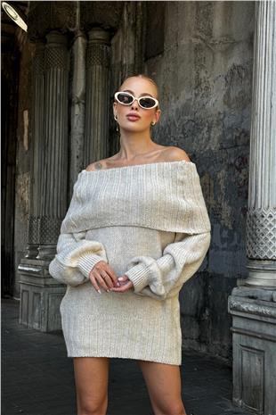 Kadın Ekru Madonna Yaka Triko Kazak VS00014