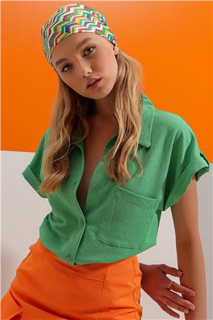 Kadın Yeşil Manşetli Duble Kısa Kollu Dokulu Gömlek ALC-X8724