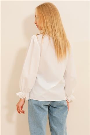 Kadın Beyaz Nakış İşlemeli Balon Kol Poplin Gömlek ALC-X11137