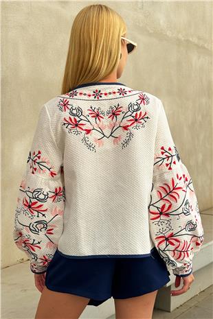 Kadın Beyaz Nakışlı Ceket ALC-X12449