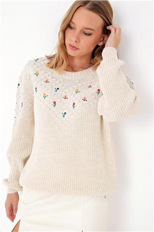 Kadın Ekru Oversıze Nakışlı Premıum Kazak ALC-X5093