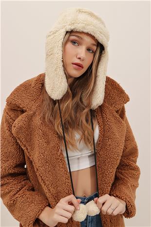 Kadın Bej Peluş Kulaklıklı Yumoş Şapka ALC-A2427