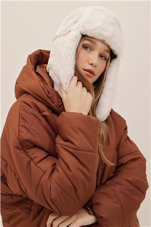 Kadın Ekru Peluş Kulaklıklı Yumoş Şapka ALC-A2427