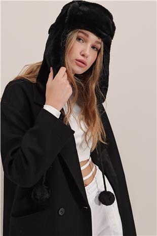 Kadın Siyah Peluş Kulaklıklı Yumoş Şapka ALC-A2427