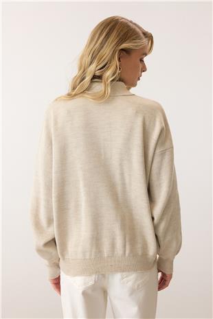 Kadın Bej Polo Yaka Düğmeli Triko Kazak VS00919