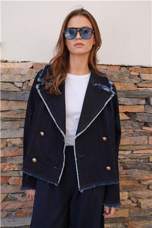 Kadın Lacivert Püskül Detaylı Düğme Kapamalı Kruvaze Yaka Denim Ceket VS01207