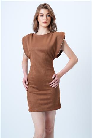 Kadın Taba Sırt Dekolteli Omuz Vatkalı Omuz Droplu Süet Elbise VS01192