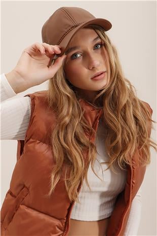 Kadın Kahverengi Suni Deri Şapka ALC-A2404