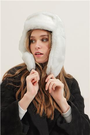 Kadın Ekru Suni Kürk Kulaklıklı Bere ALC-A2469