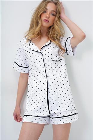 Kadın Mini Kalp Siyah Tek Cepli Biye Detaylı Pamuklu Gömlek Ve Şortlu Pijama Takımı PJM-X13911