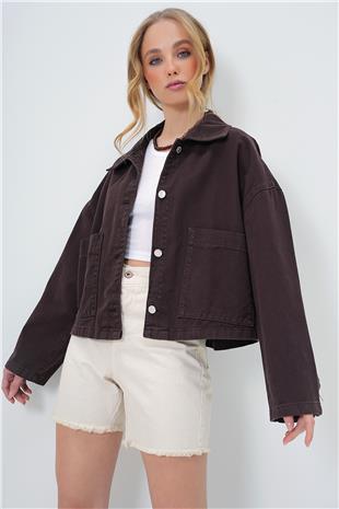 Kadın Acı Kahve Torba Cepli Çoban Dikişli Crop Jean Ceket ALC-X13562