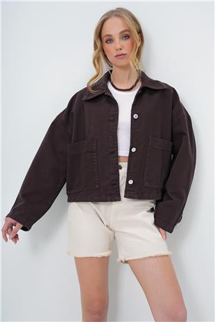 Kadın Acı Kahve Torba Cepli Çoban Dikişli Crop Jean Ceket ALC-X13562