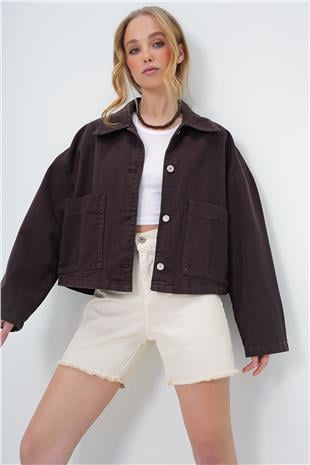 Kadın Acı Kahve Torba Cepli Çoban Dikişli Crop Jean Ceket ALC-X13562