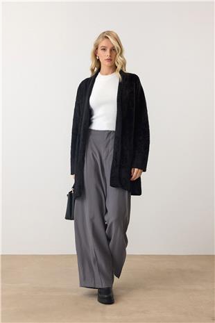 Kadın Siyah Uzun Kollu Tüylü Triko Hırka VS00924