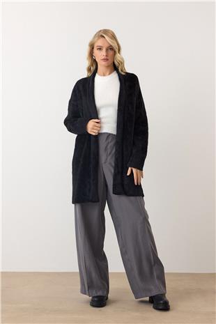 Kadın Siyah Uzun Kollu Tüylü Triko Hırka VS00924