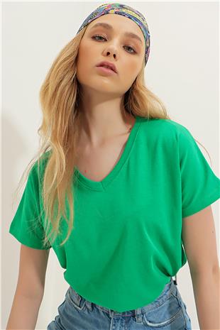 V Yaka Basic T-Shirt - Canlı Yeşil
