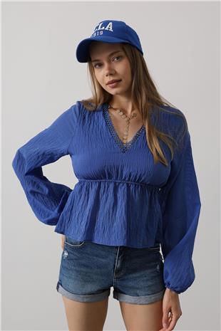 Kadın Mavi V Yaka Dantelli Bluz VS00575